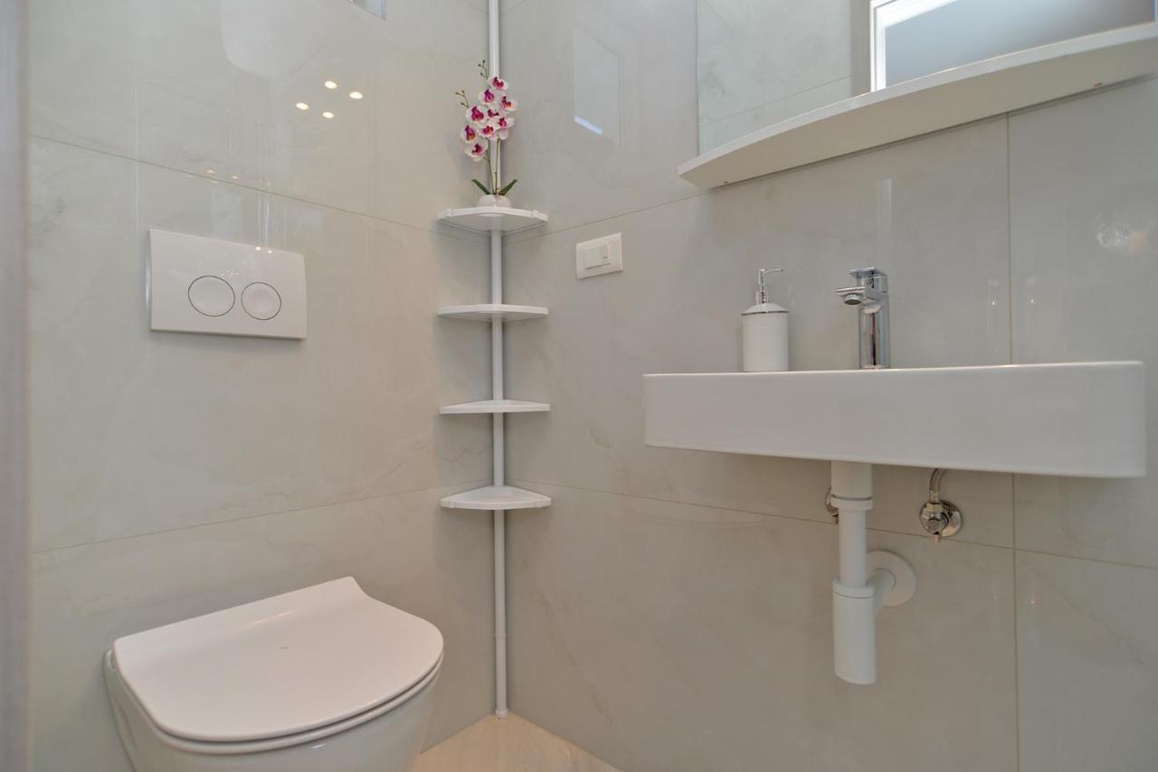 Apartments Mala Vala 925 - Adapted Fažana Dış mekan fotoğraf