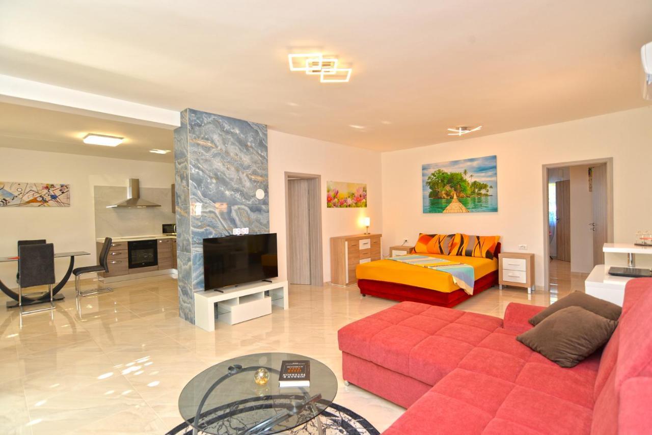 Apartments Mala Vala 925 - Adapted Fažana Dış mekan fotoğraf